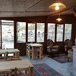 Whisper Cave House فندق 3*