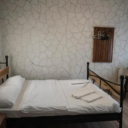 Hotell Whisper Cave House