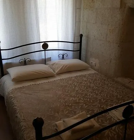 Hotell Whisper Cave House